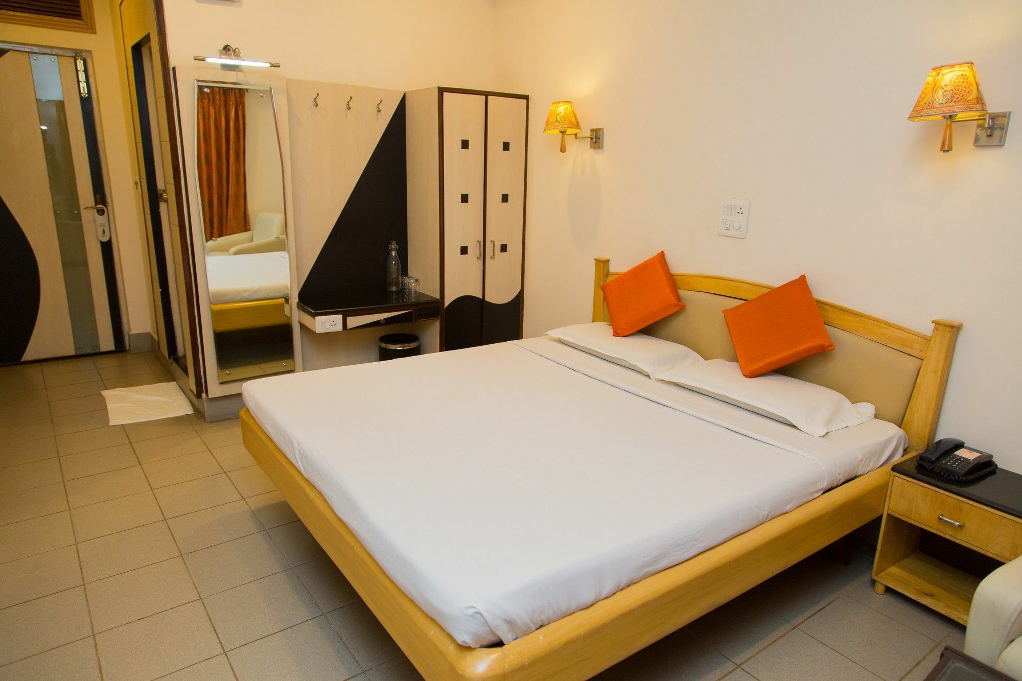 Fabhotel Kinnera Comforts Railway Station Visakhapatnam Eksteriør billede